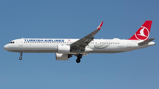 TC-LTJ:Airbus A321:Turkish Airlines